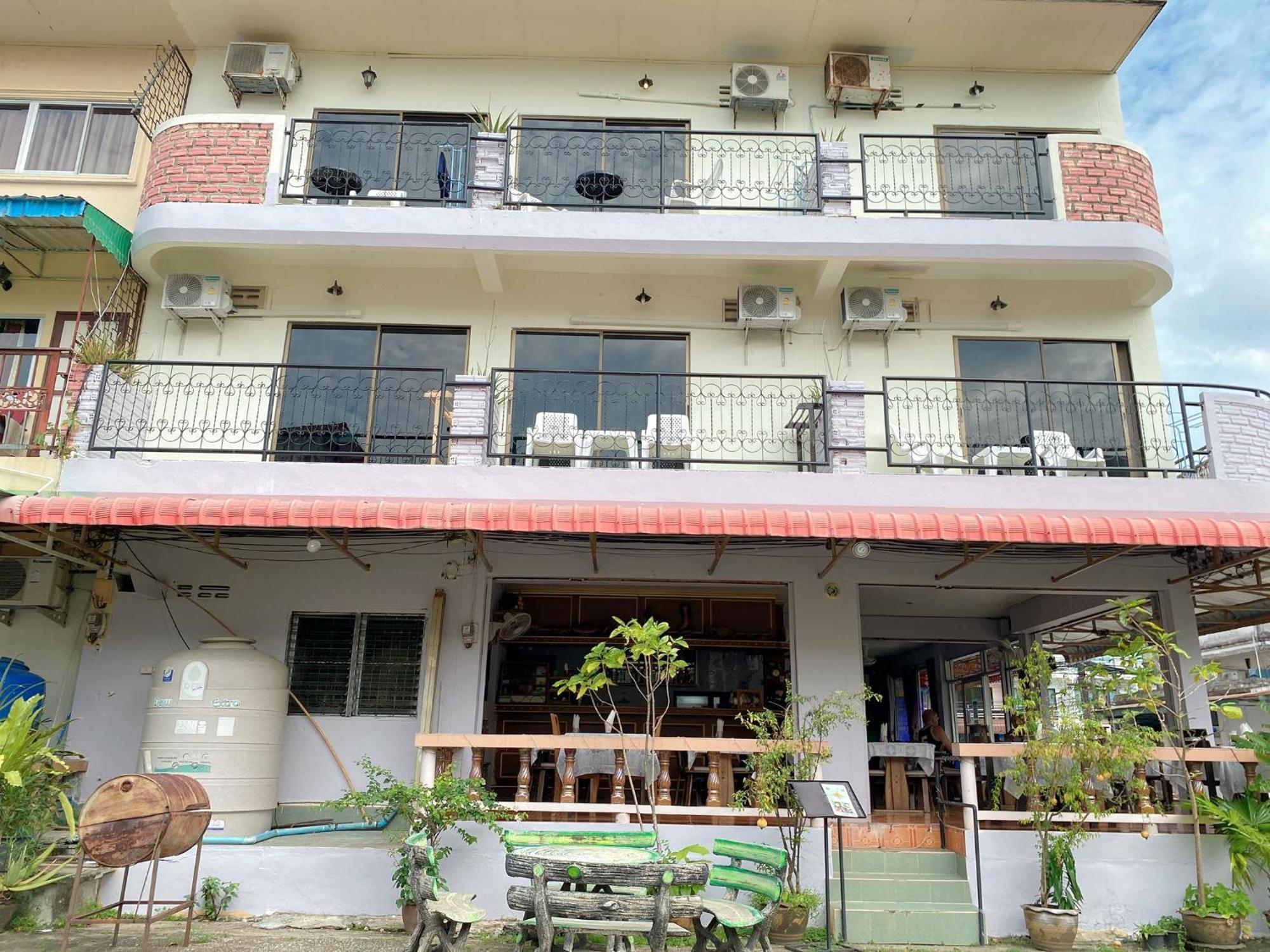 2 Vikings Guesthouse Karon Exterior photo