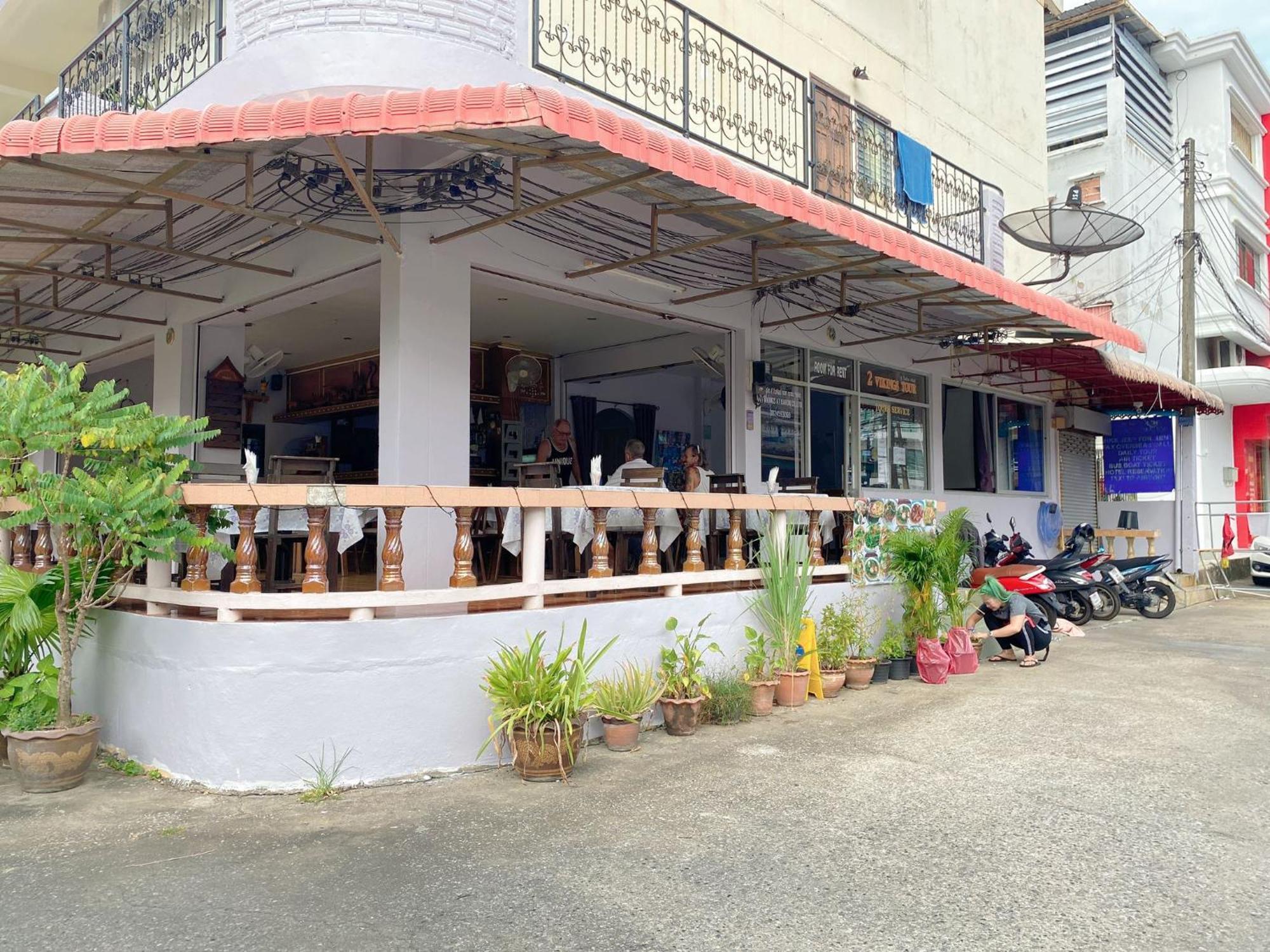 2 Vikings Guesthouse Karon Exterior photo